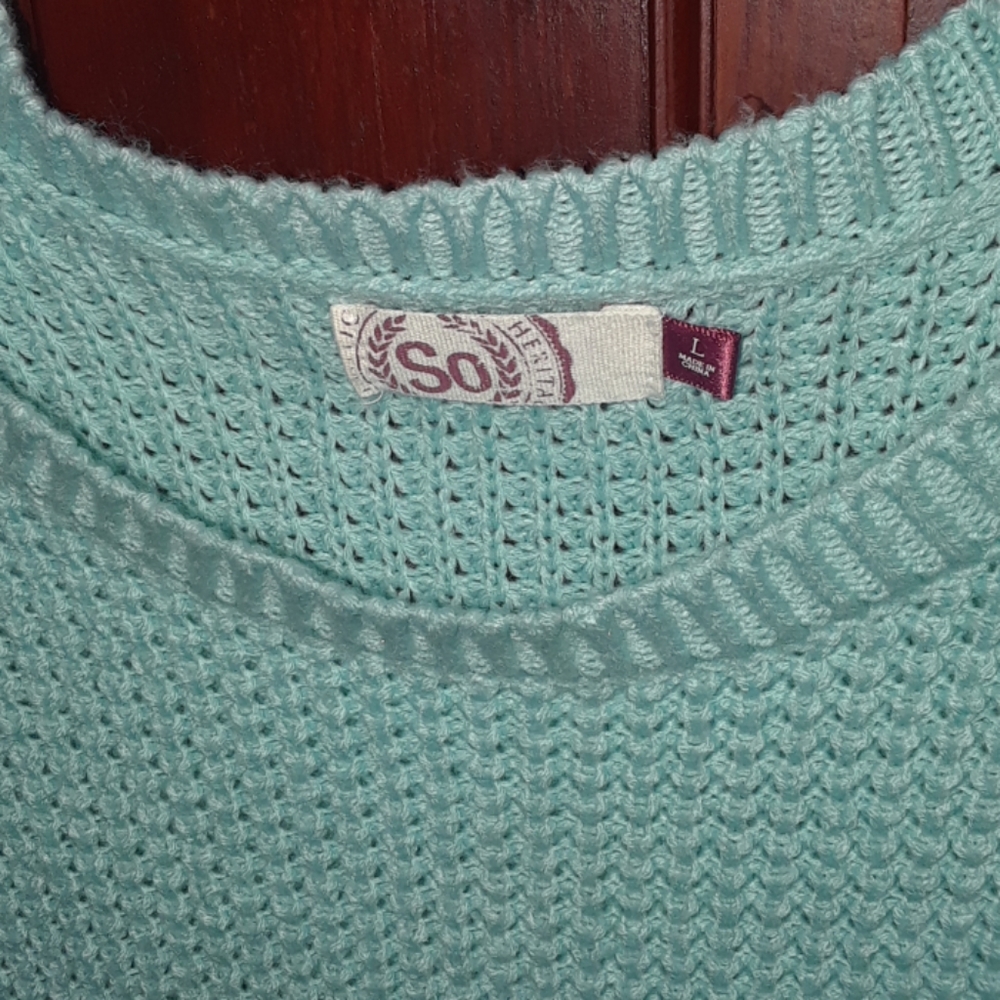 Sweater - Picture 2 of 3